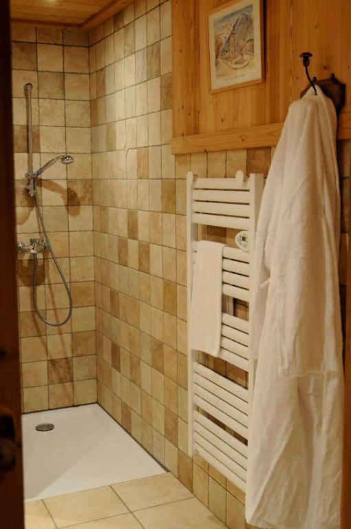 La Ferme D Emilienne Bed & Breakfast Sallanches Room photo